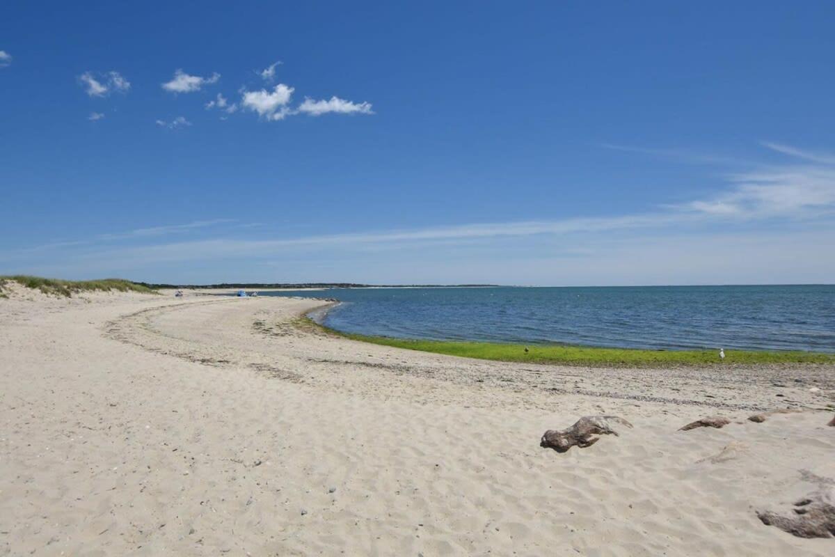 1 Mile From Downtown Walk To Pier Holiday home Chatham