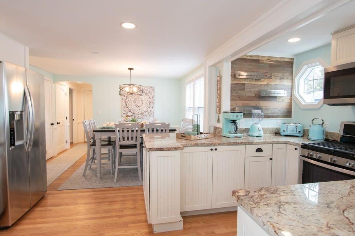 Holiday home Stellar With Hot Tub & Movie Chatham