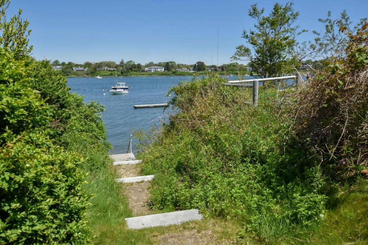 Steps To Oyster Pond Private Dock! Casa de férias *