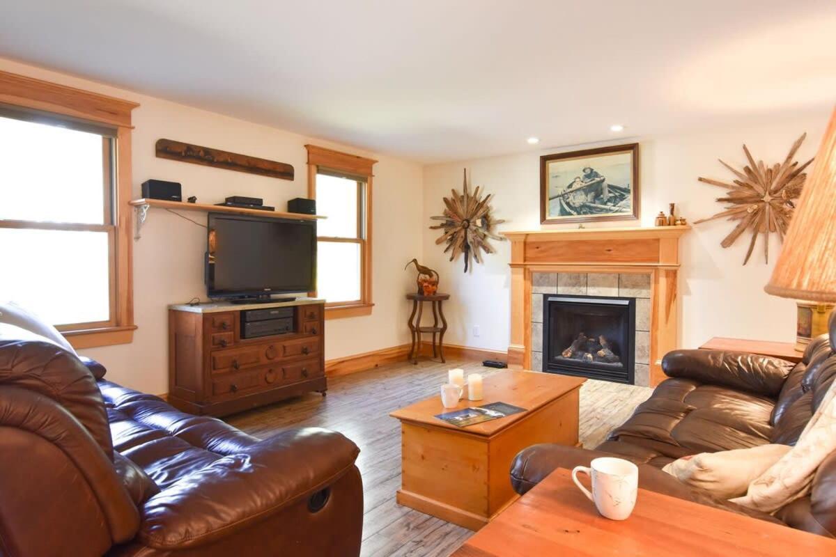 Beautiful W Artistic Flair Holiday home Chatham