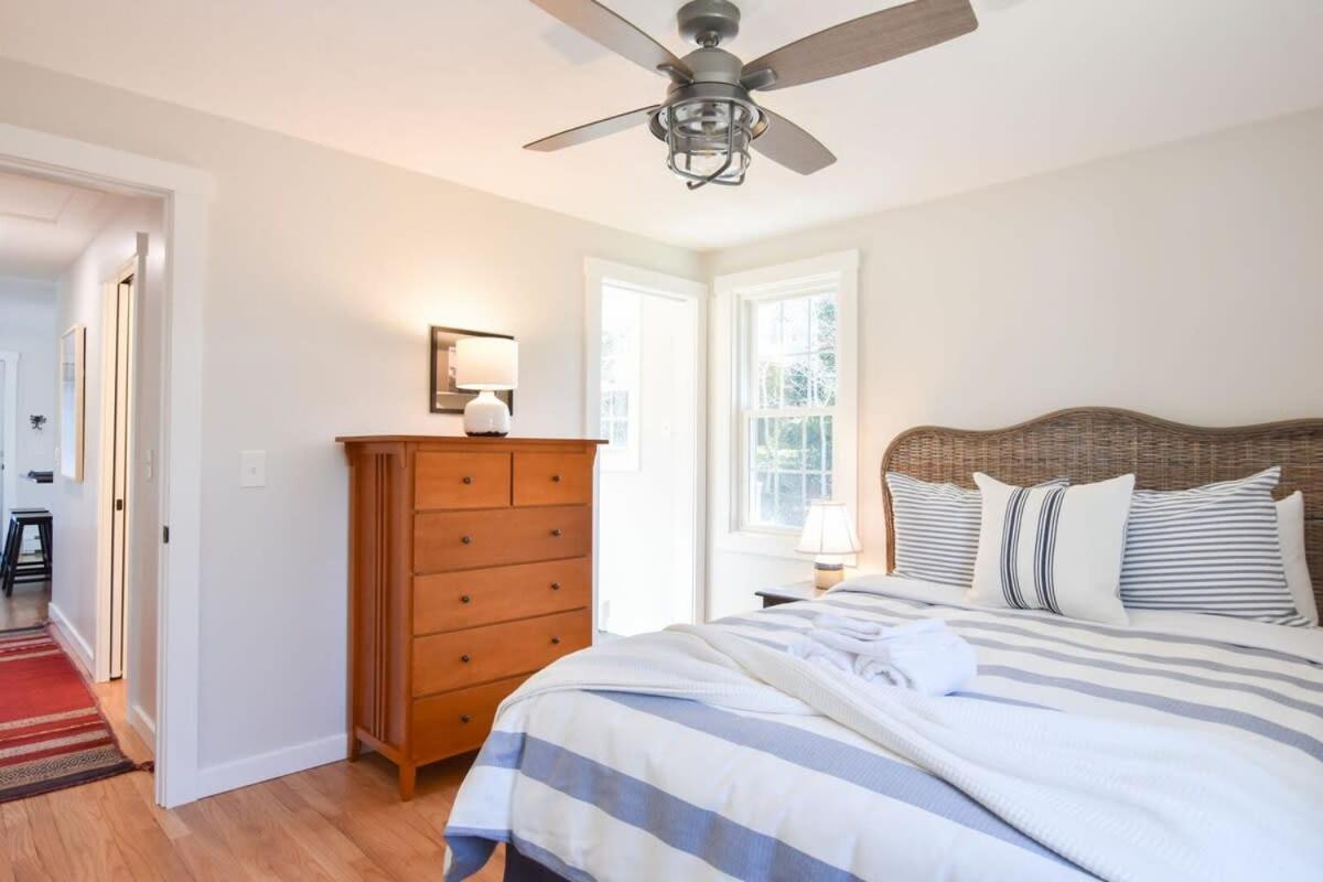 Fully Updated W Great Outdoor Space * Chatham