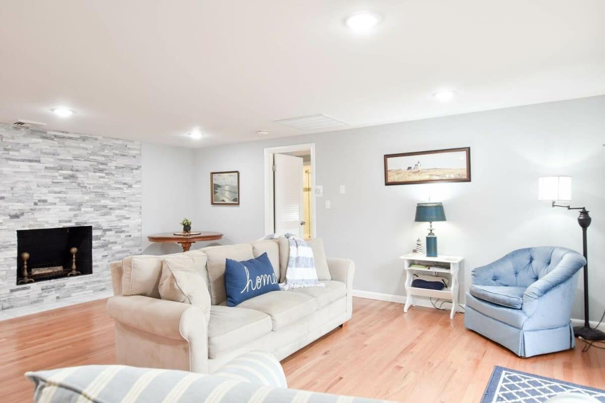 Waterfront On Private * Chatham