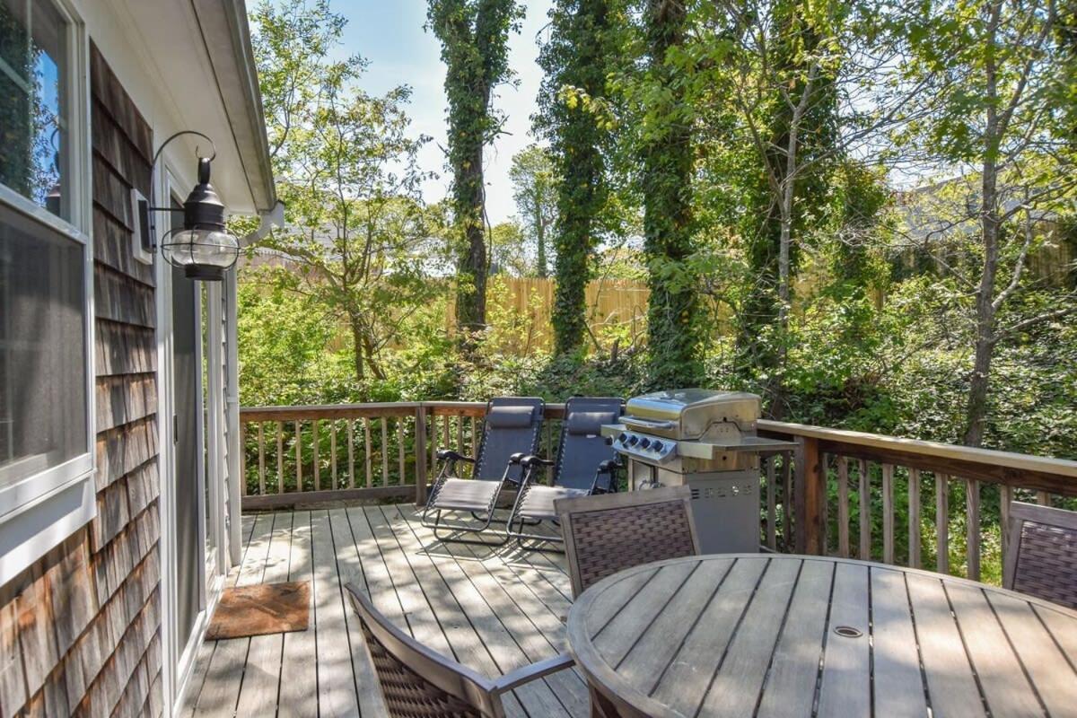 Fully Updated W Great Outdoor Space * Chatham