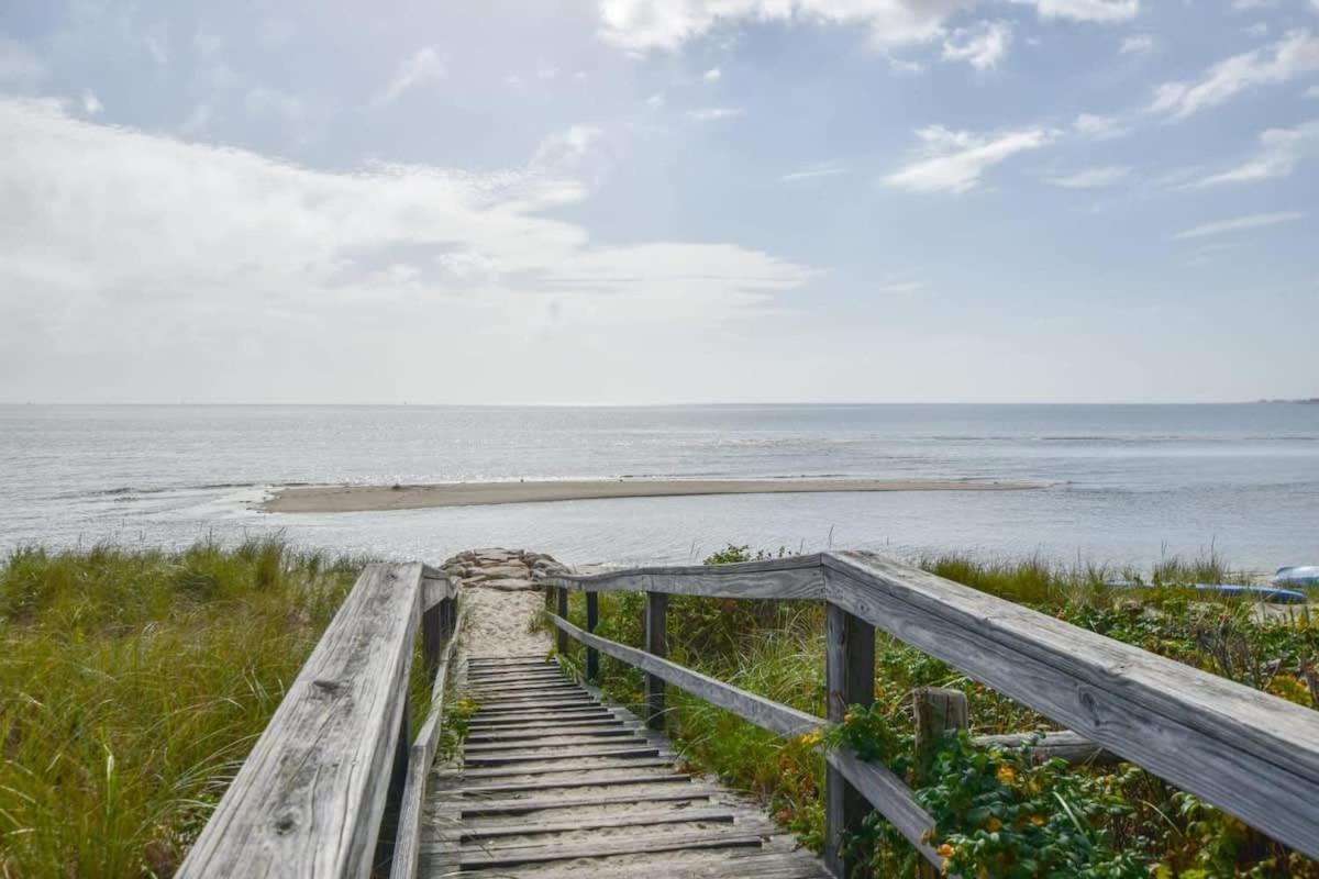 Elegant Steps To Hardings Dog Friendly * Chatham