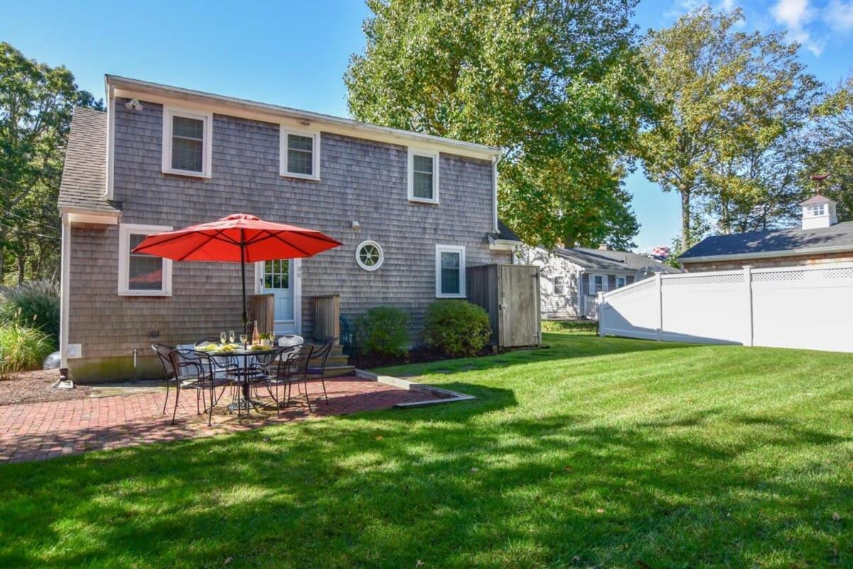 Holiday home Quintessential Cape Directly On The Cape Cod Rail Dog Friendly *