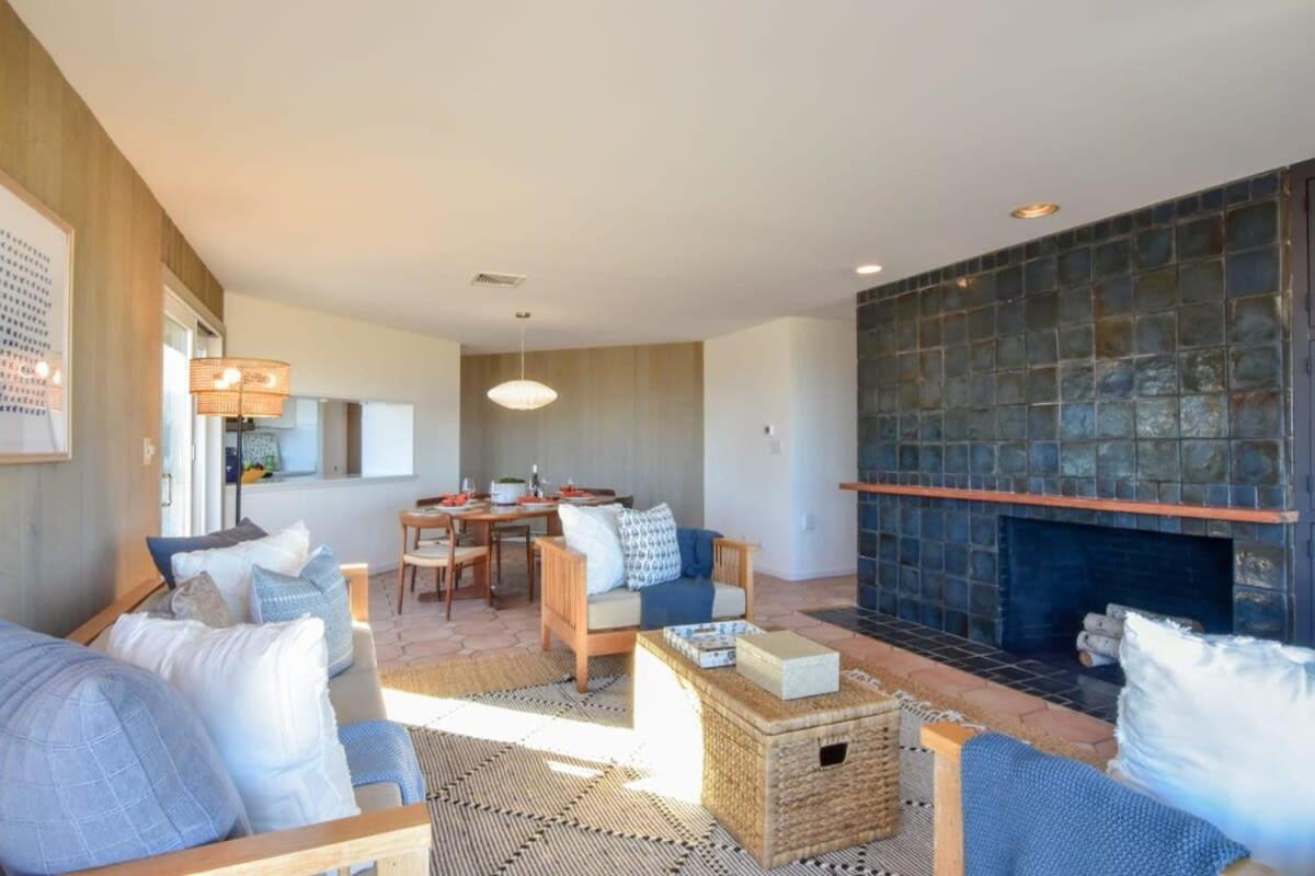 Panoramic Water Views W Private Holiday home *