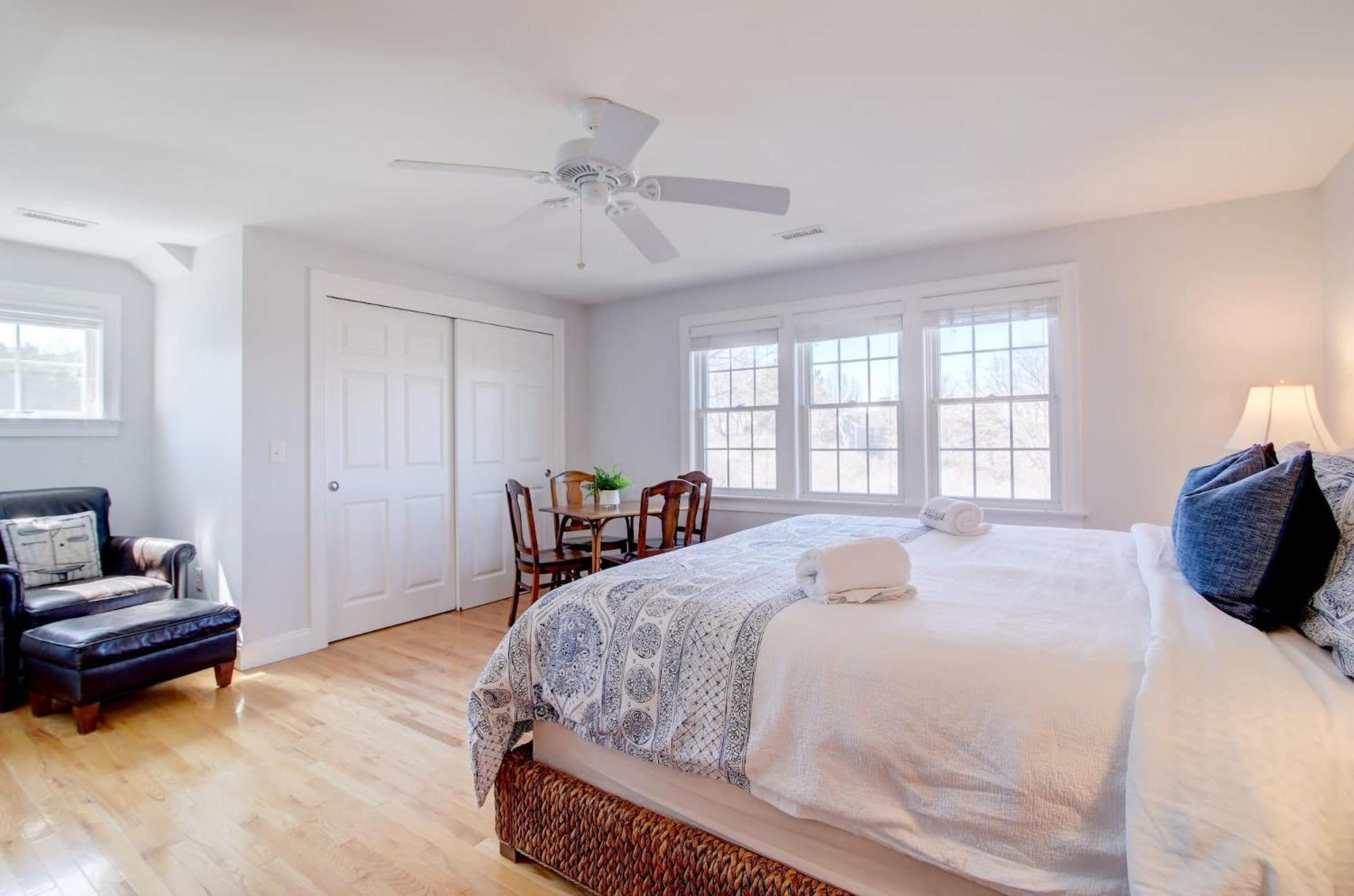 Walk To Oyster Pond And Main Street * Chatham