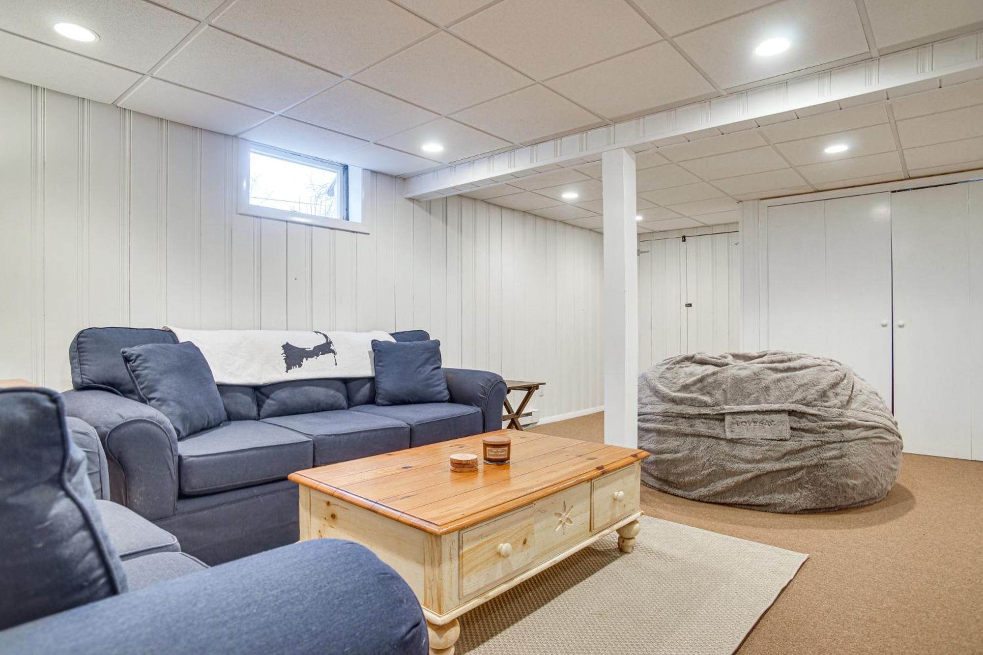 Cape Cod Near Bike Trail, 1 Mile To Beach! * Chatham