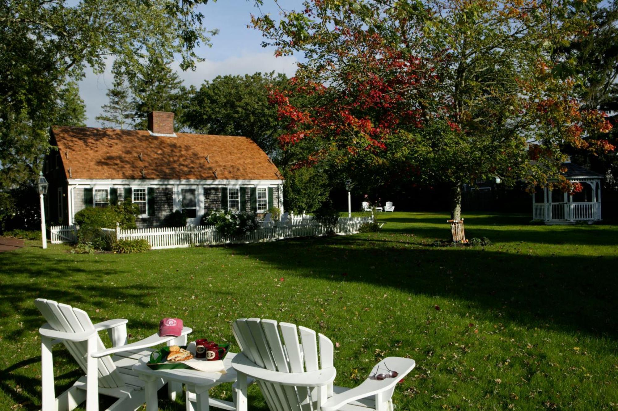 Captain's House Inn 4*