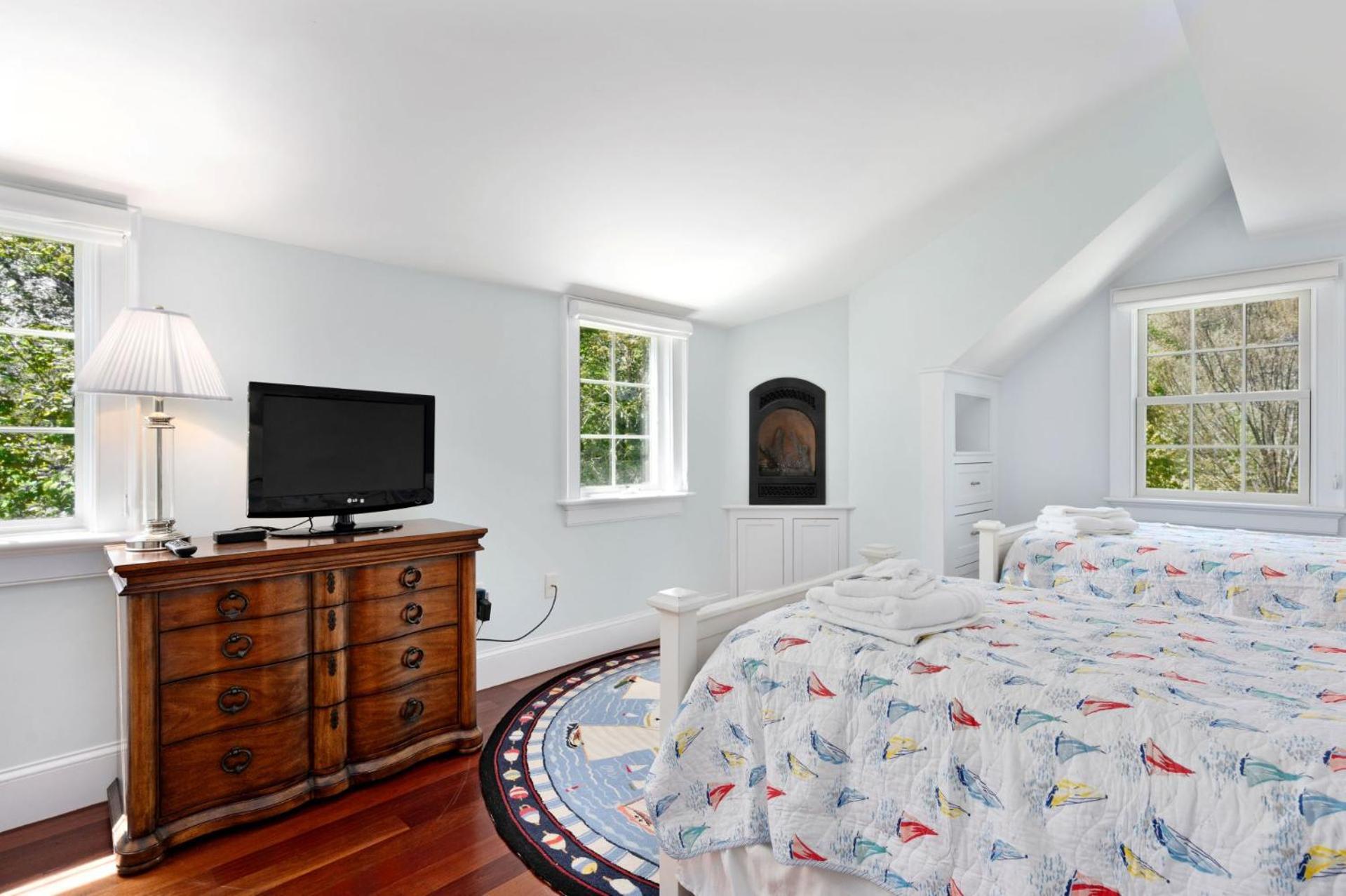 14 Hallet Lane Cape Cod - - Simeon * Chatham