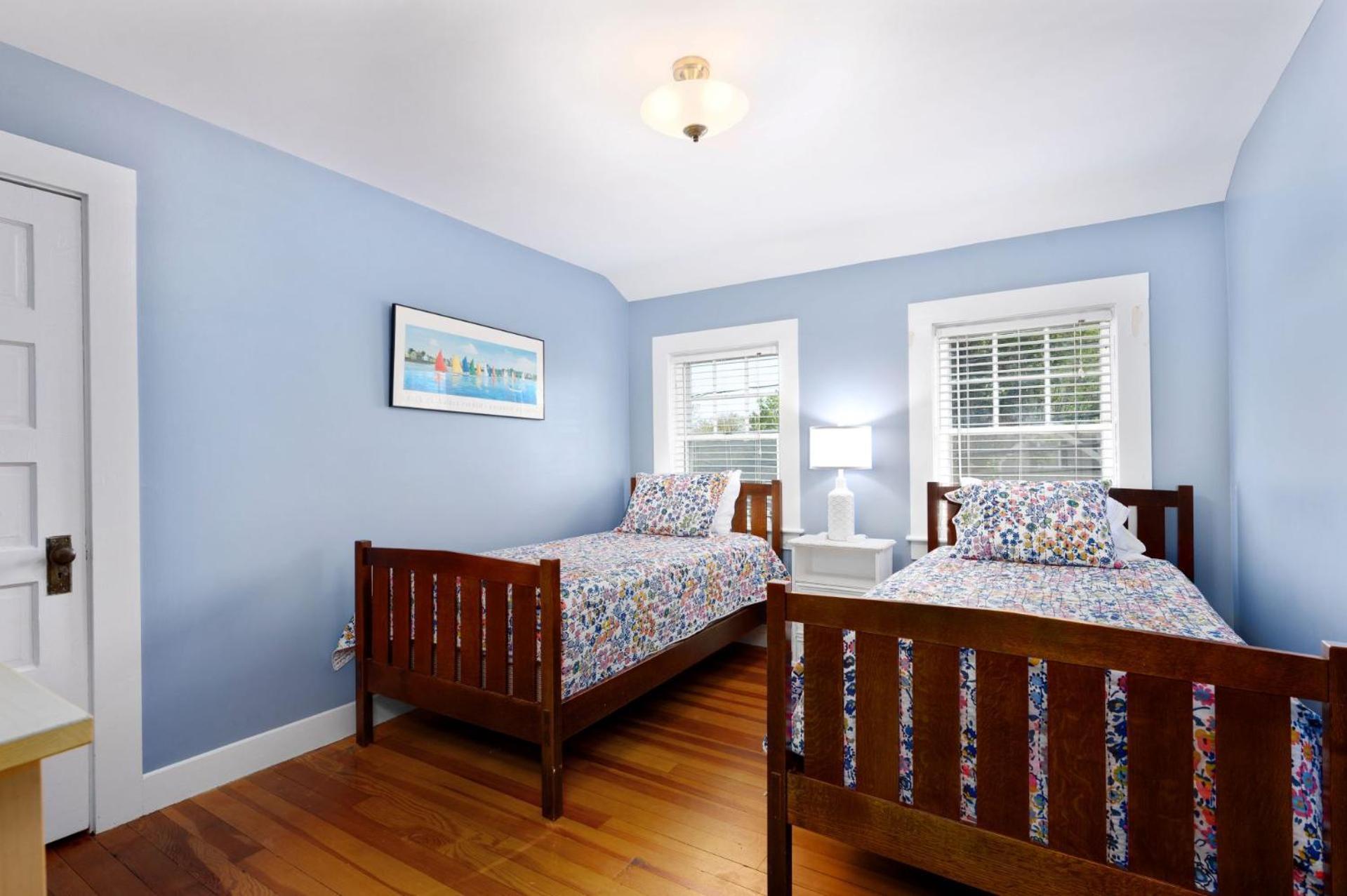 388 Main Street Cape Cod - - The Priscilla House * Chatham
