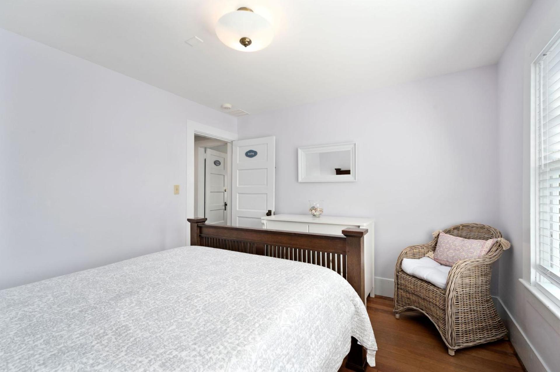 388 Main Street Cape Cod - - The Priscilla House Chatham