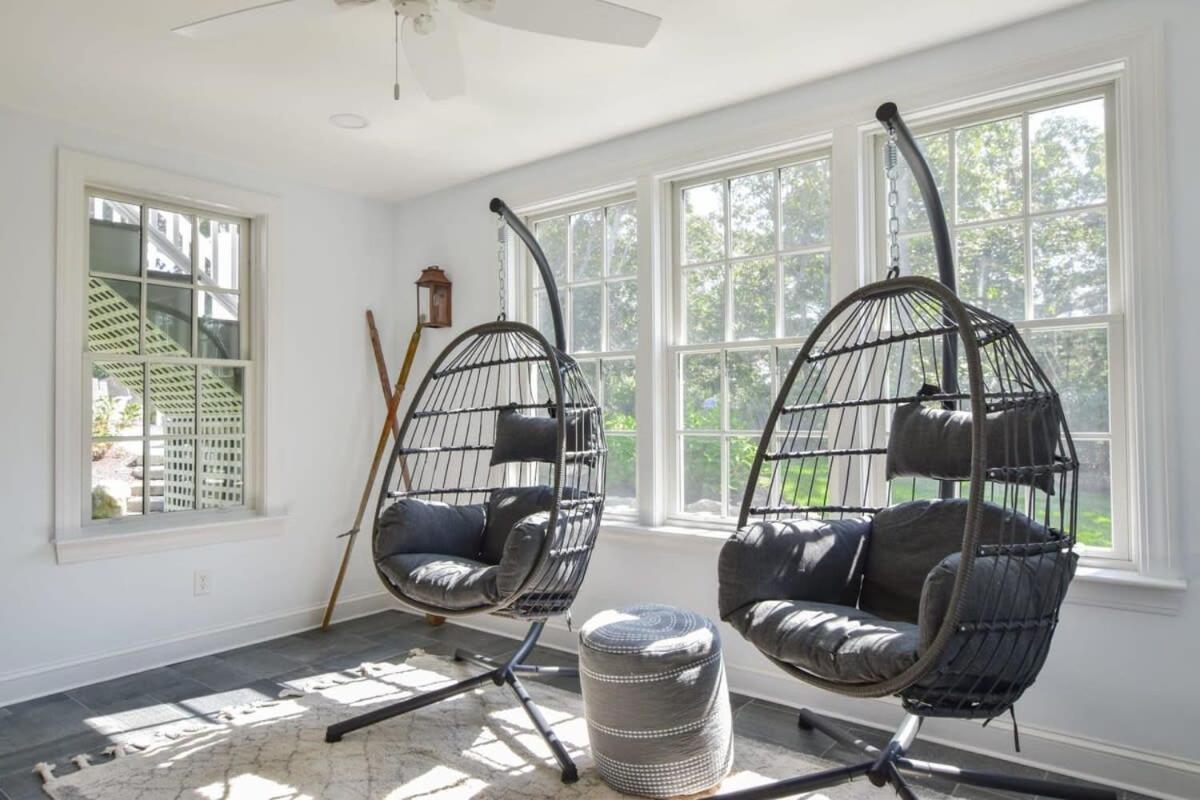 Roof Deck, Walk To Forest Beach, Fire Pit! Chatham