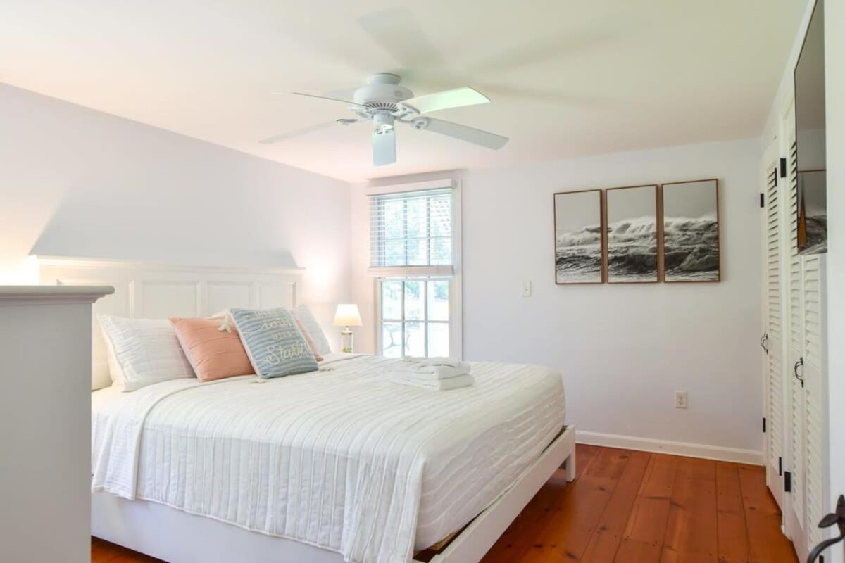 Roof Deck, Walk To Forest Beach, Fire Pit! * Chatham