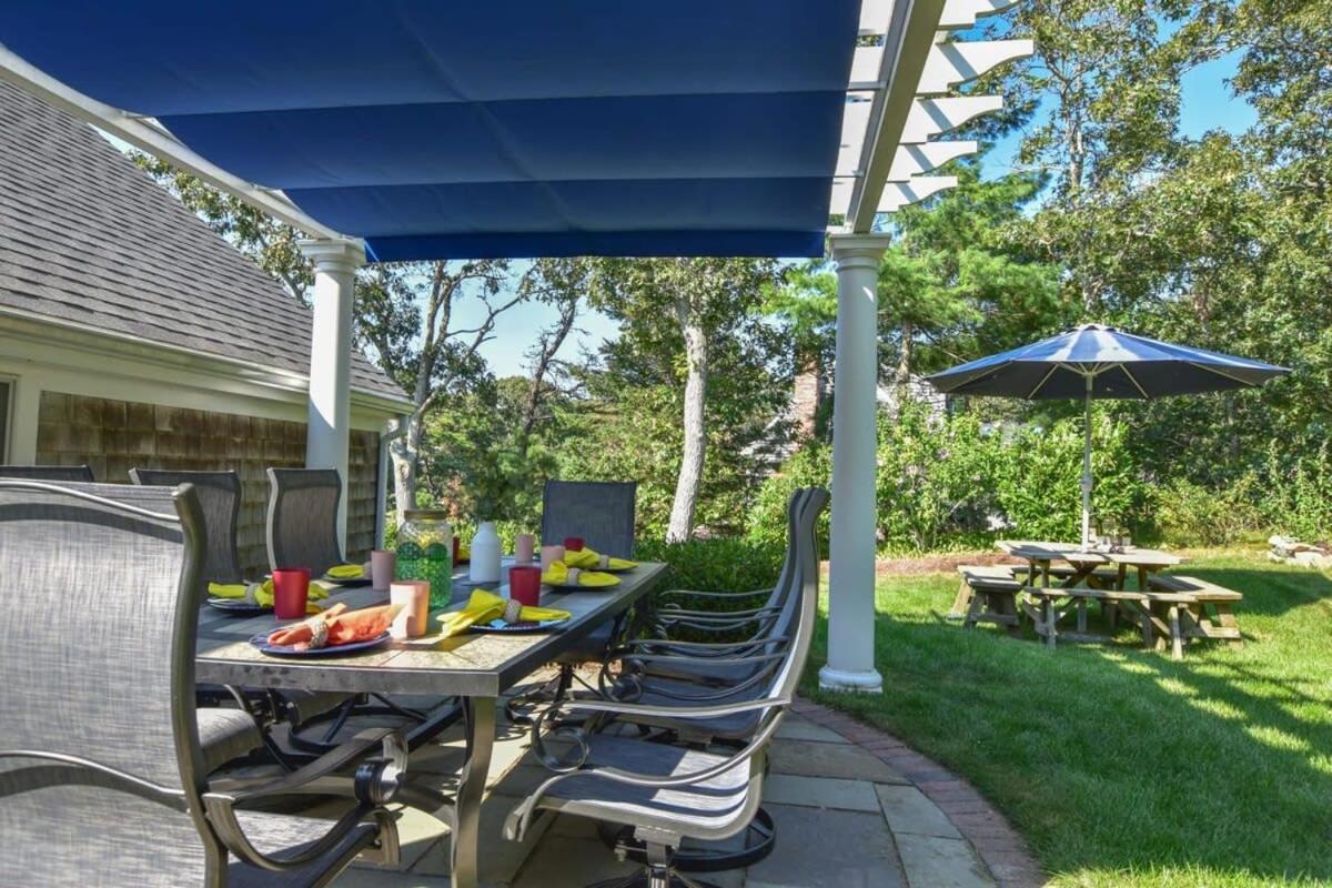 Roof Deck, Walk To Forest Beach, Fire Pit! Chatham