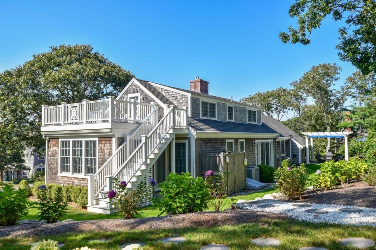 Roof Deck, Walk To Forest Beach, Fire Pit! * Chatham