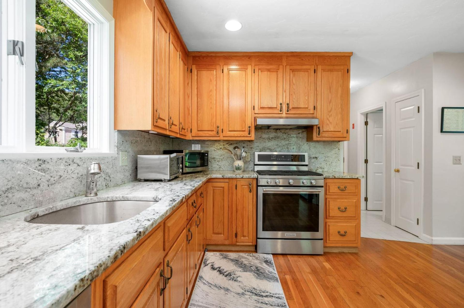 18 Bearberry Lane South - Rhododendron Holiday home