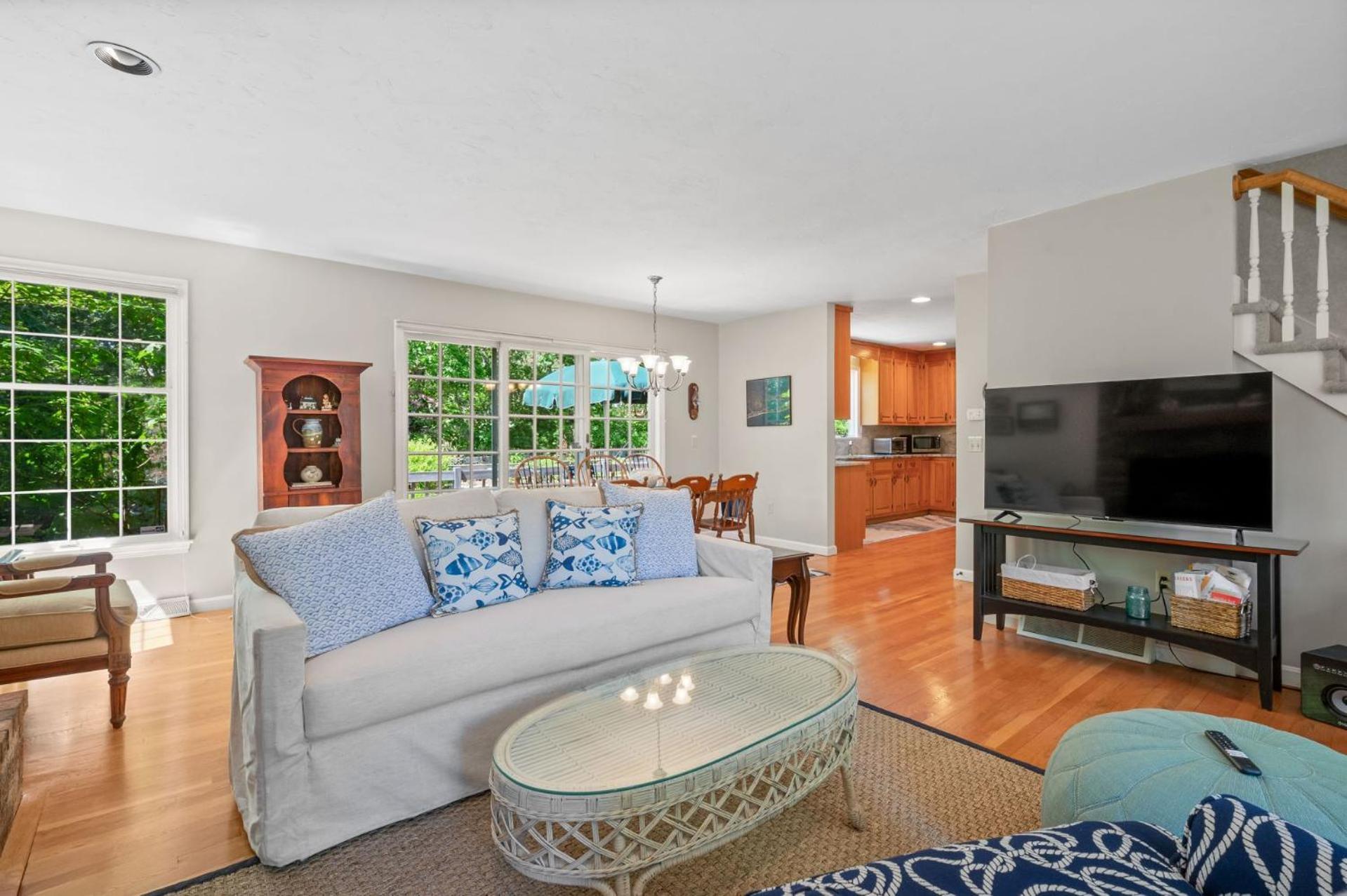 18 Bearberry Lane South - Rhododendron Holiday home *