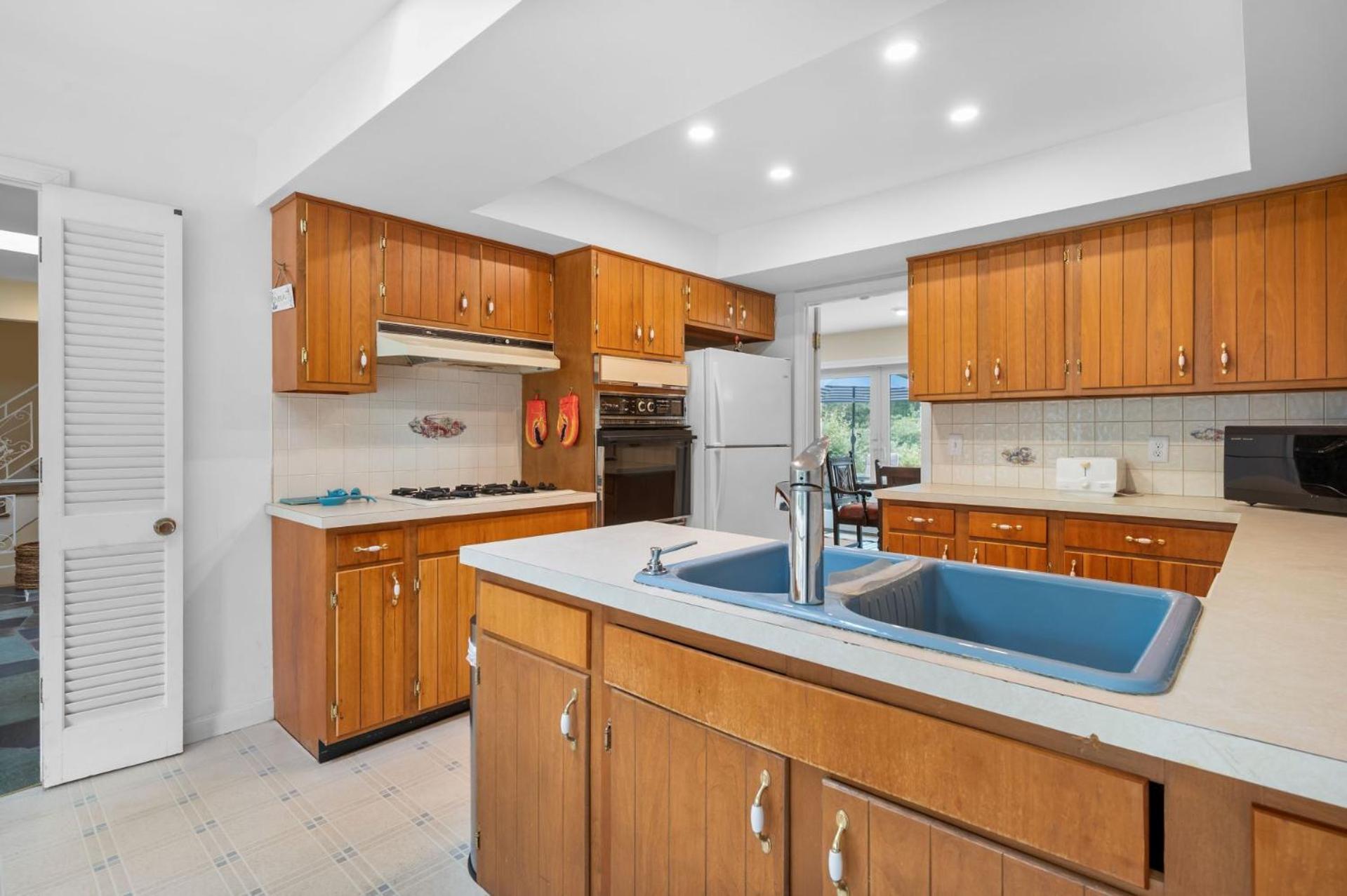 38 Monomoyic Way - Poppy's Place *