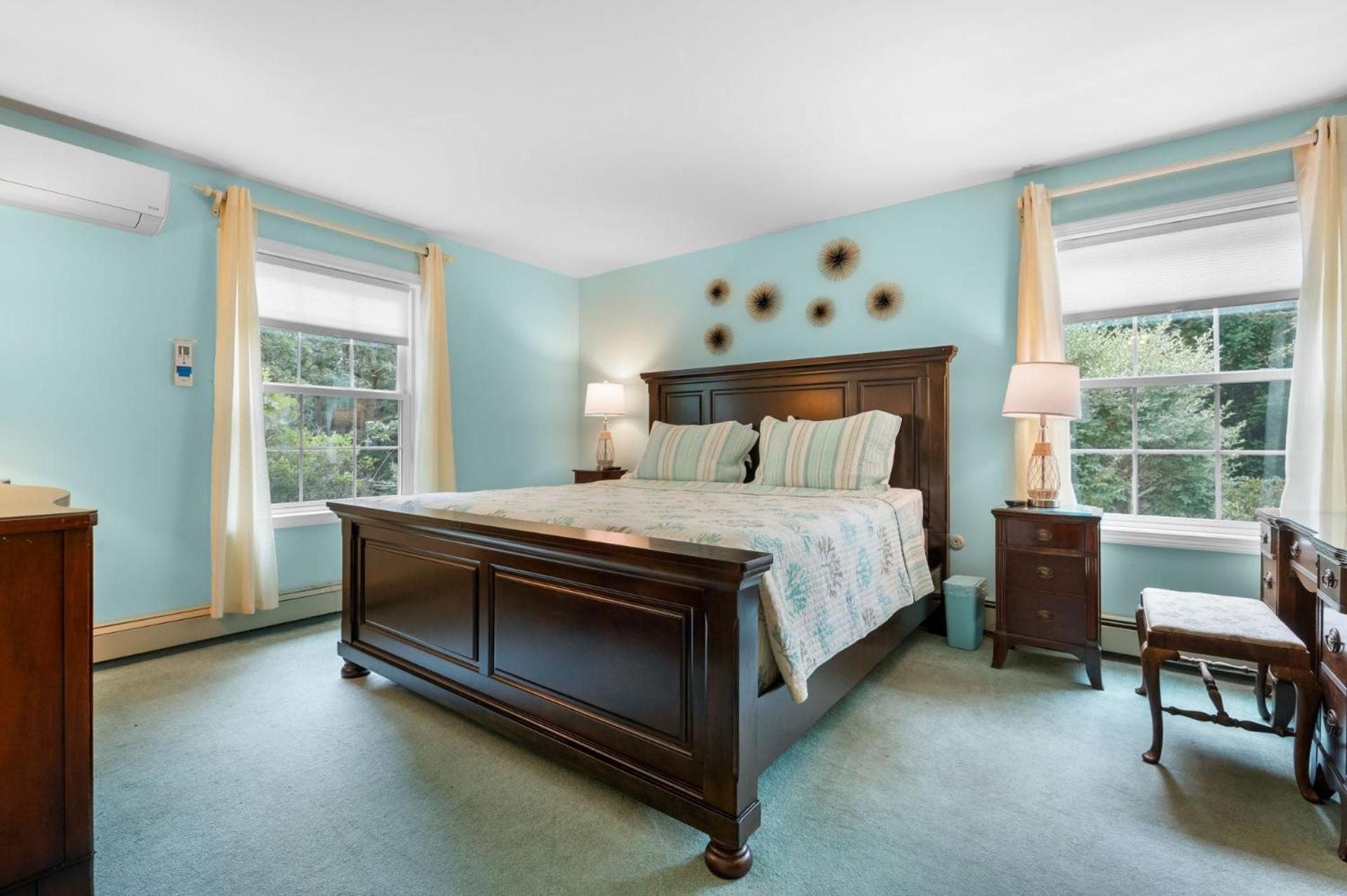 38 Monomoyic Way - Poppy's Place Chatham
