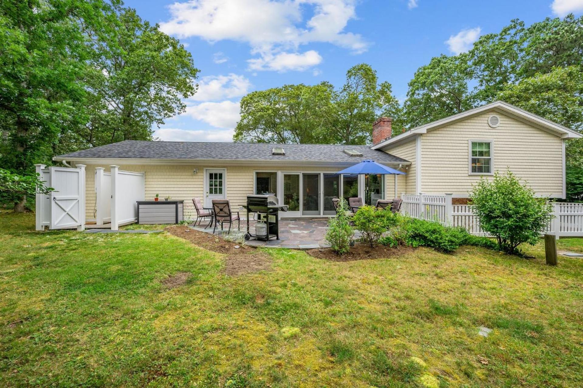Holiday home 38 Monomoyic Way - Poppy's Place Chatham