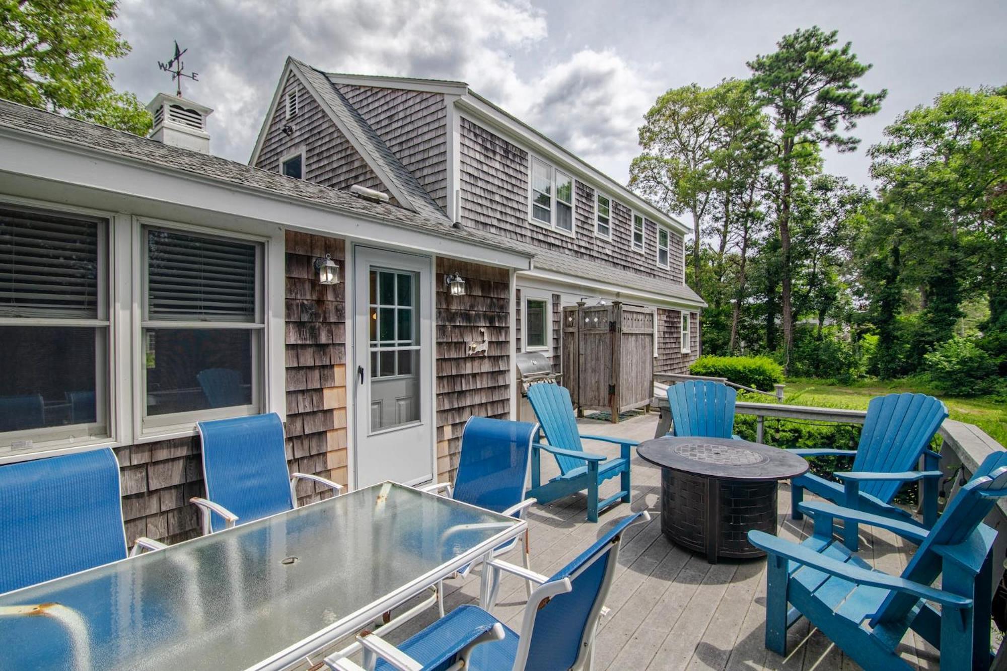 Game Walk To Nantucket Sound Holiday home