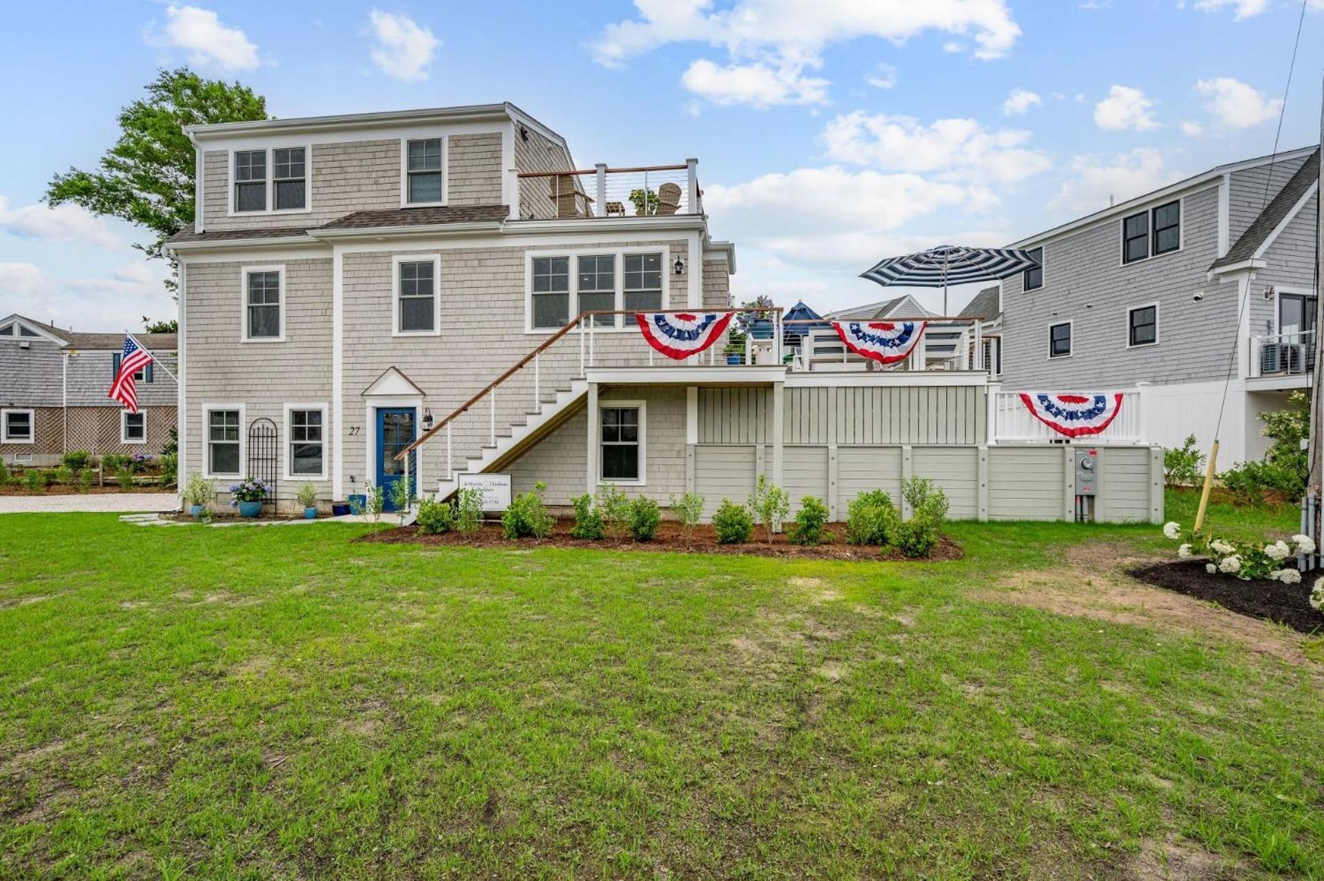 27 Clam Shell Drive - Need A Name