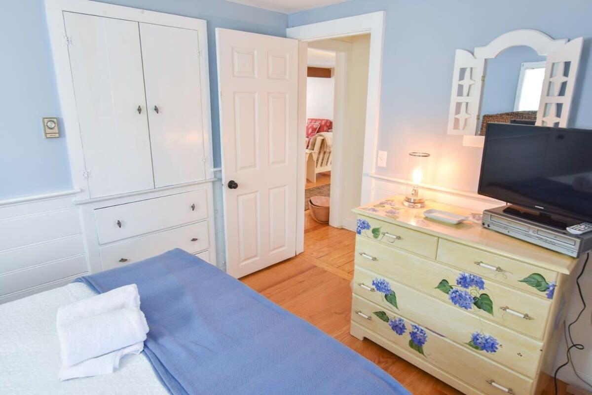 Holiday home Lovely Minutes From In Chatham