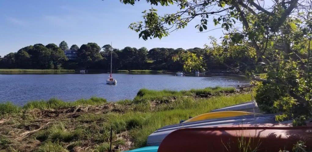 Newly Renovated Modern Pond Access