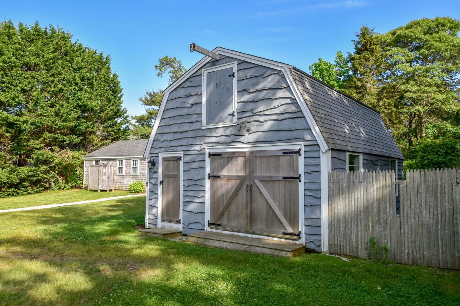 Pristine Multi-family W Barn Game