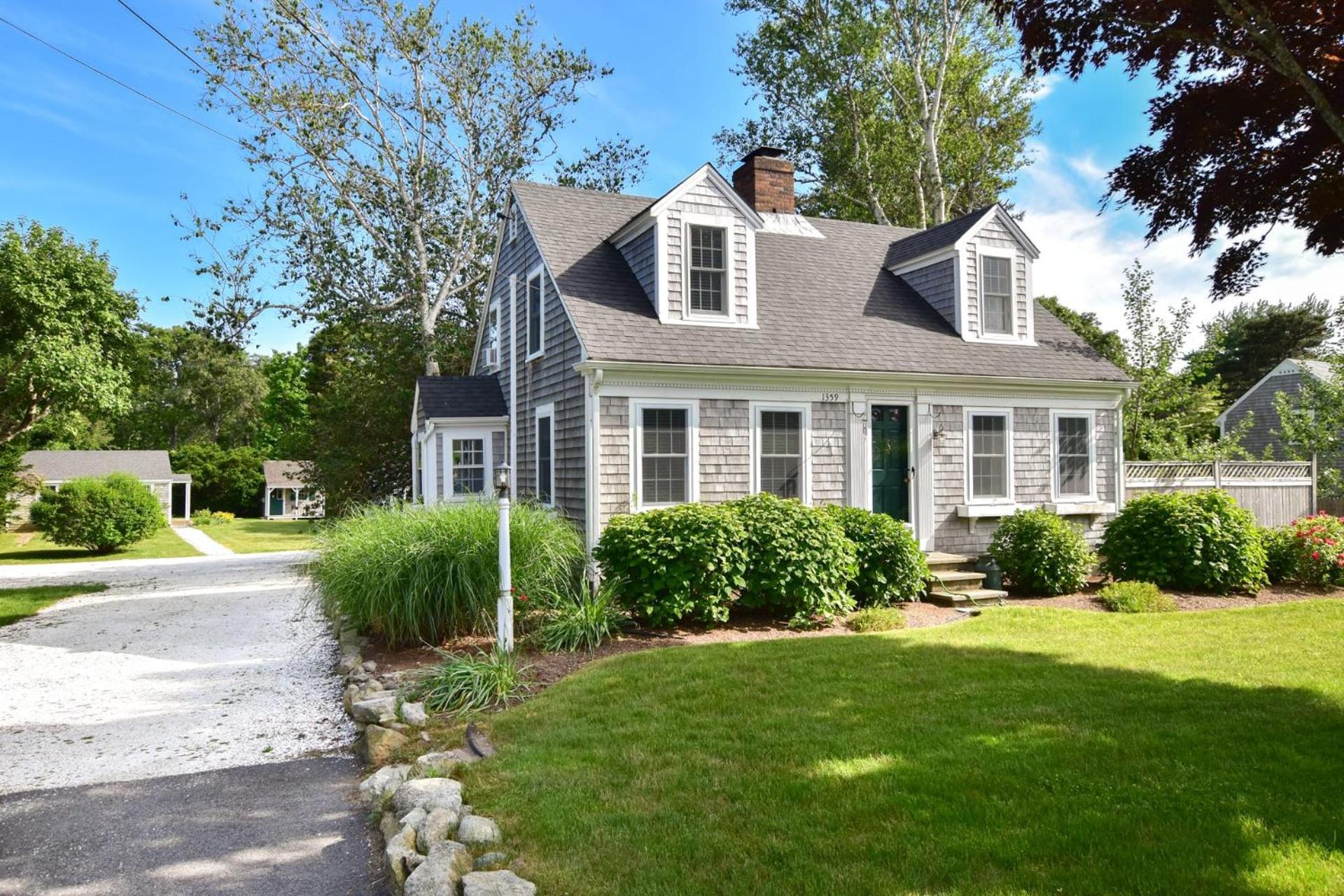 Pristine Multi-family W Barn Game Chatham