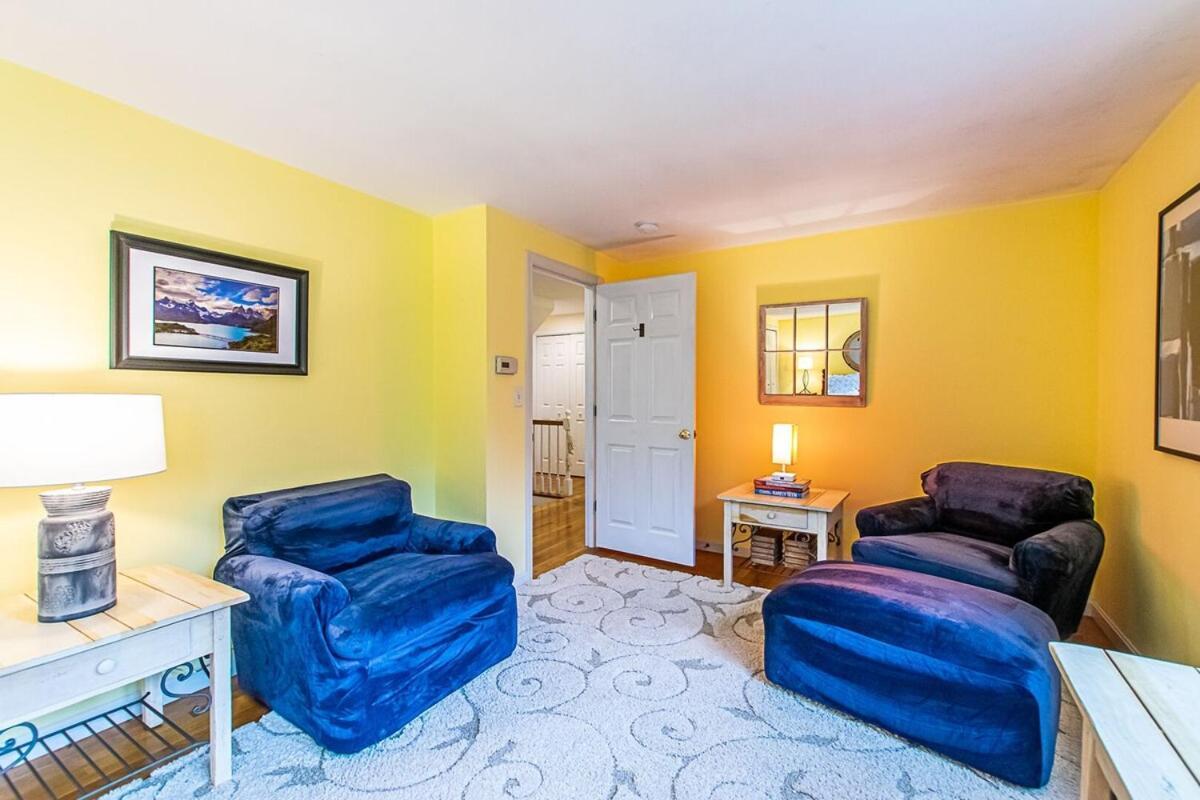 Close To Bike Path 1 Mile To Beaches Chatham