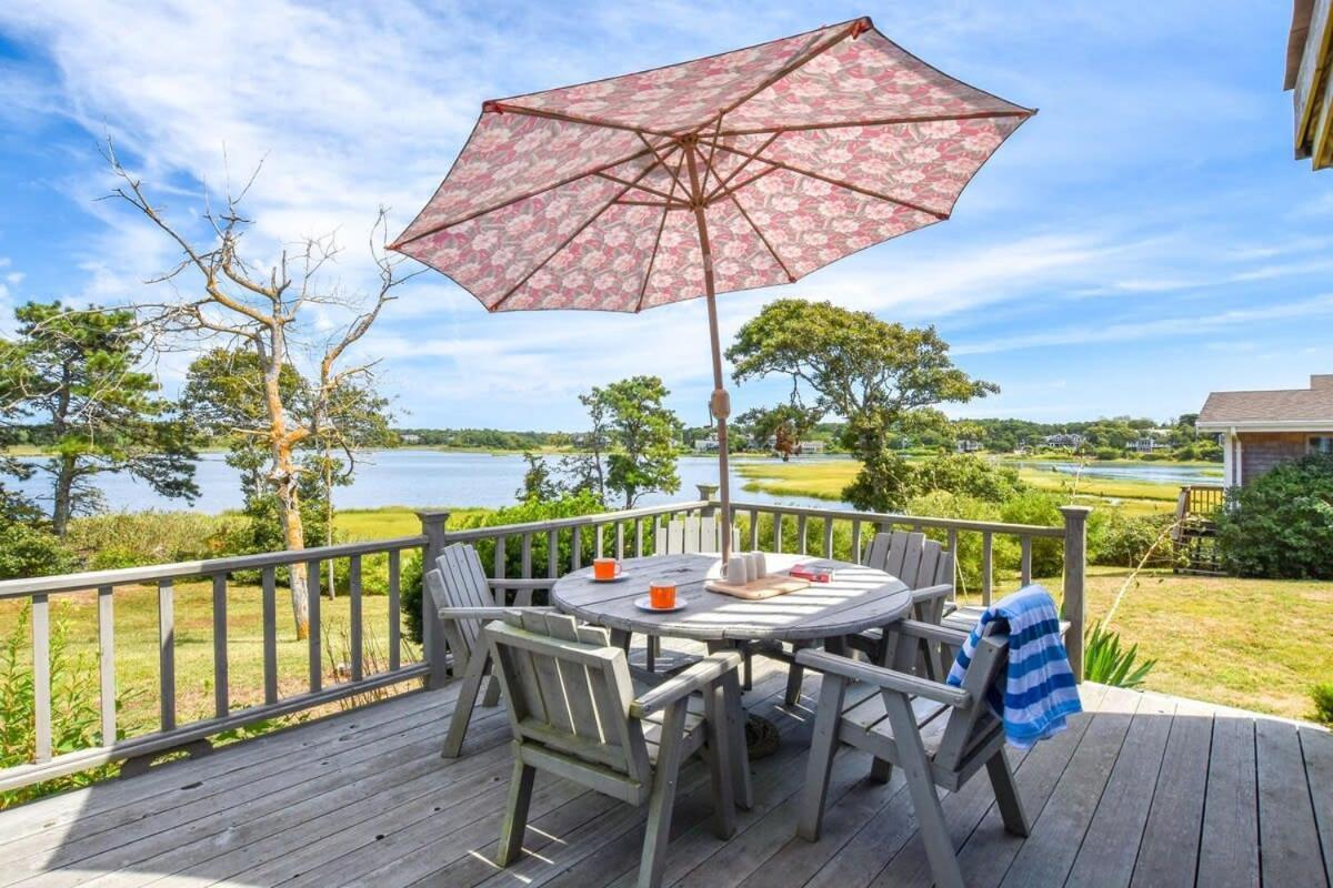 Stunning Water Views 2 Decks By * Chatham