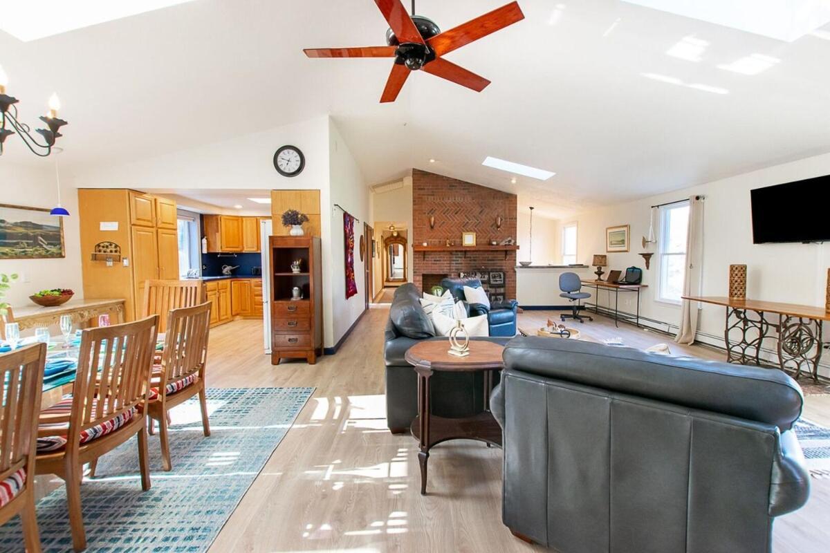 Large W Fire Pit And Dogs Welcome Chatham