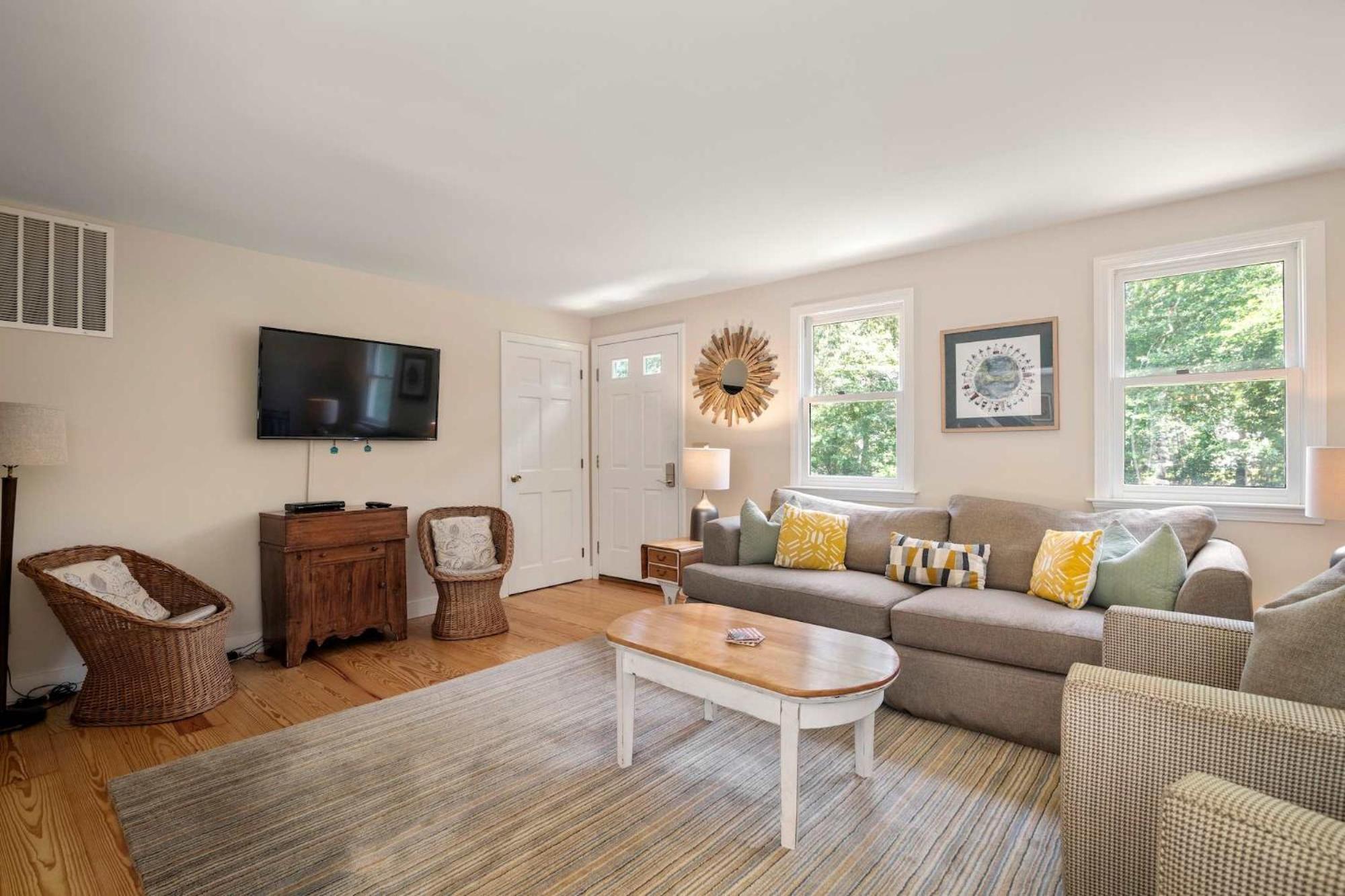 Holiday home Great Location Outdoor Space Dog Friendly *