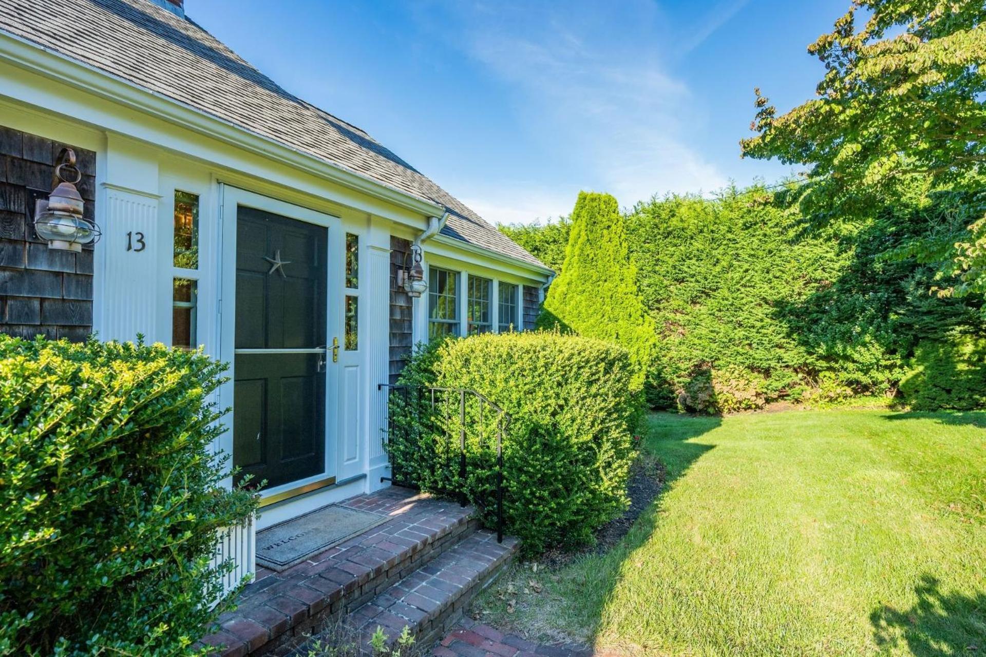 13 Monomoy Circle Cape Cod - - Breakaway Chatham