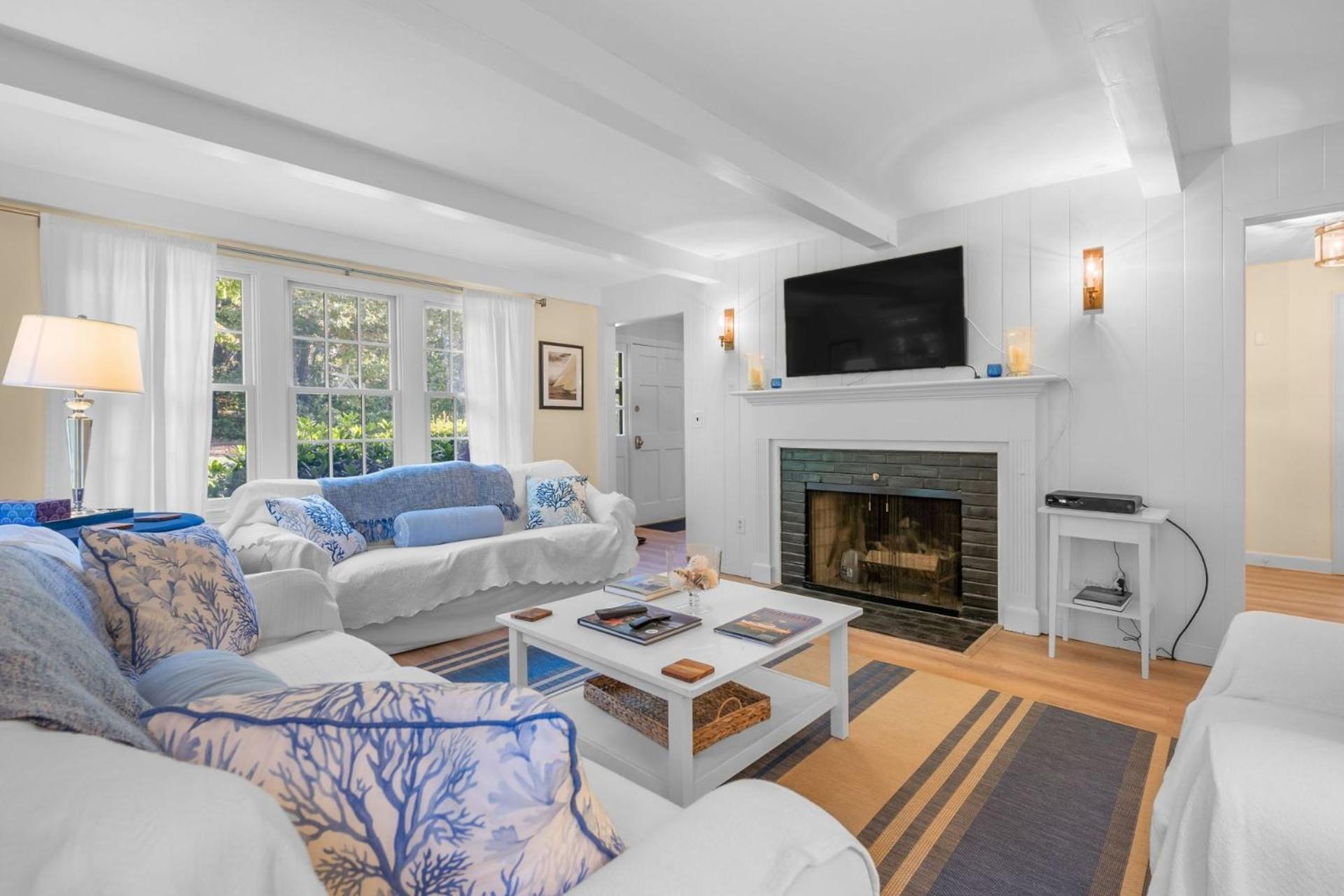 13 Monomoy Circle Cape Cod - - Breakaway Holiday home