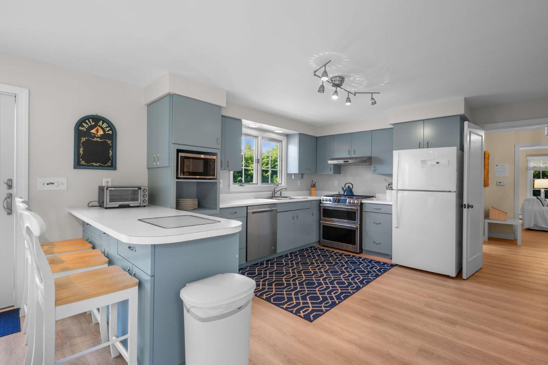 13 Monomoy Circle Cape Cod - - Breakaway
