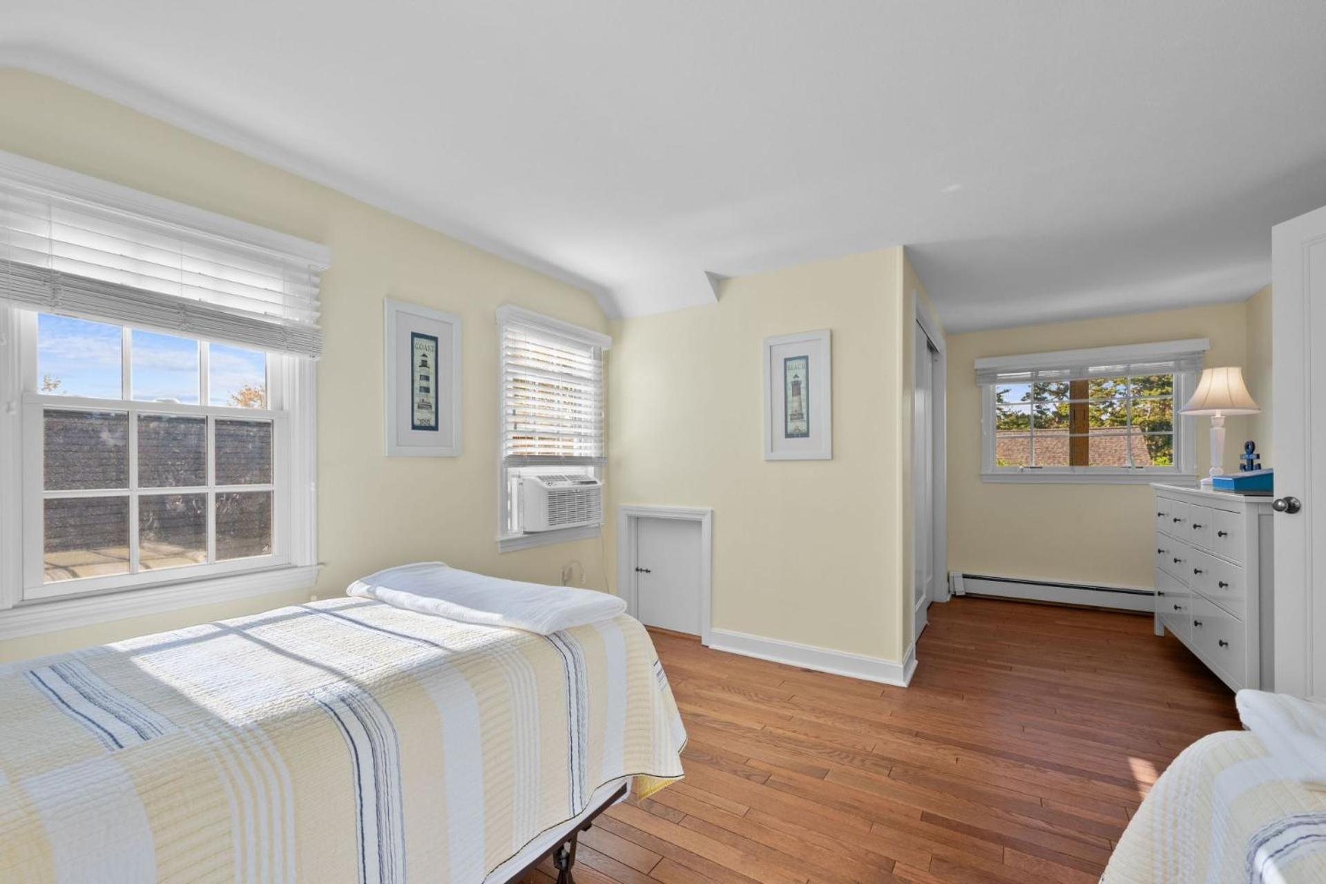 13 Monomoy Circle Cape Cod - - Breakaway Holiday home