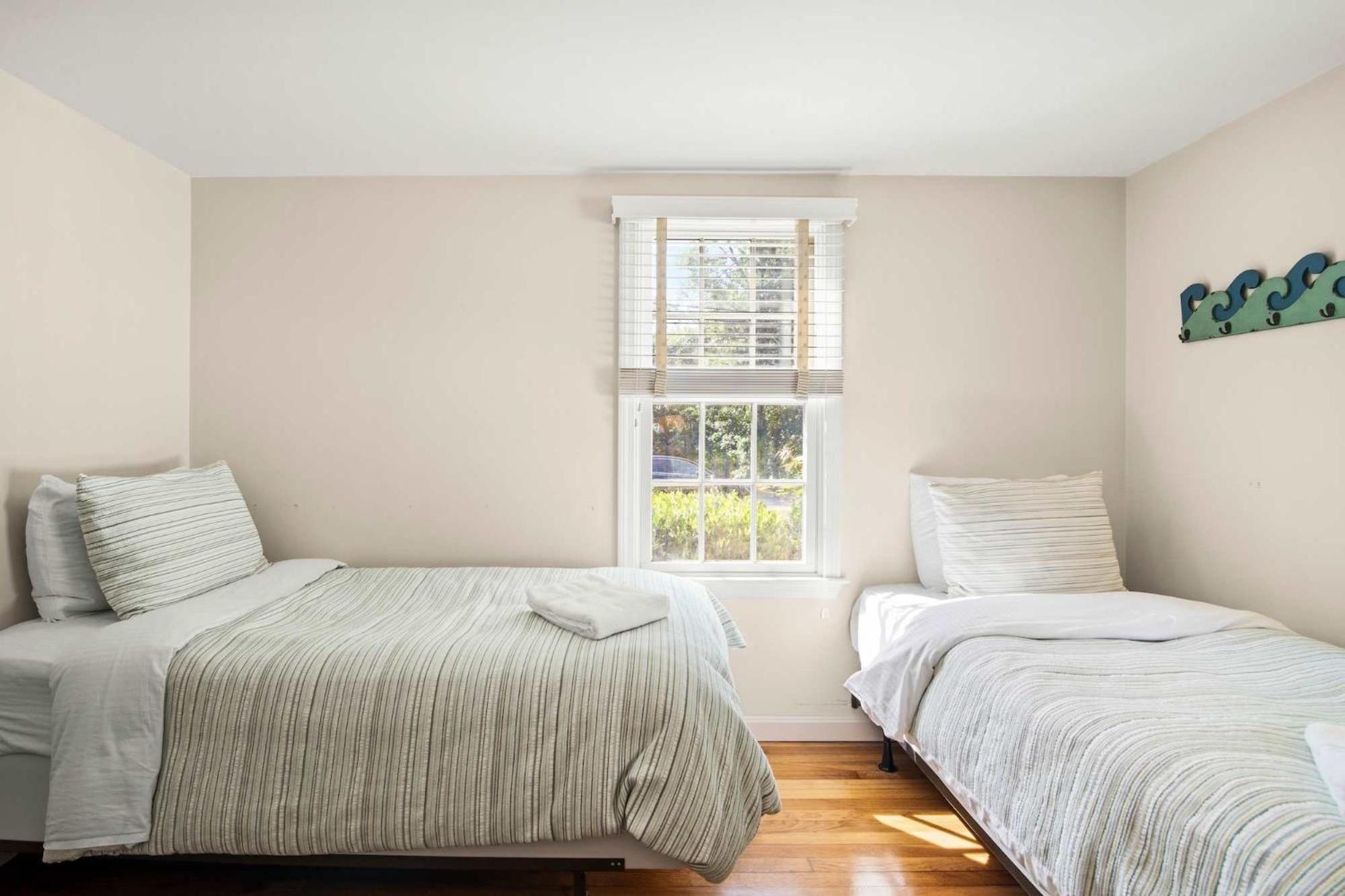 Located On Rail Trail By & Downtown Holiday home *