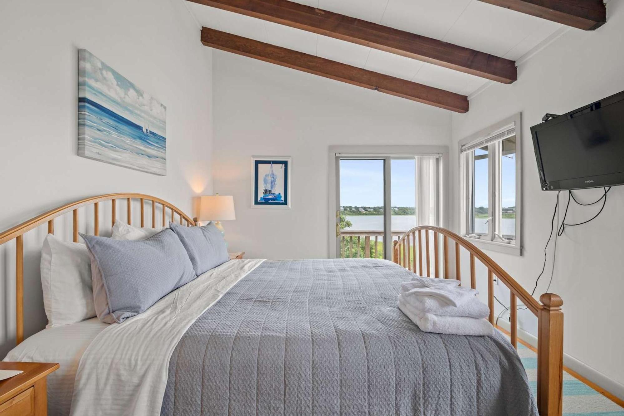Holiday home 16612 - Stunning With Wraparound Deck Views Of Bucks Creek And Nantucket Sound