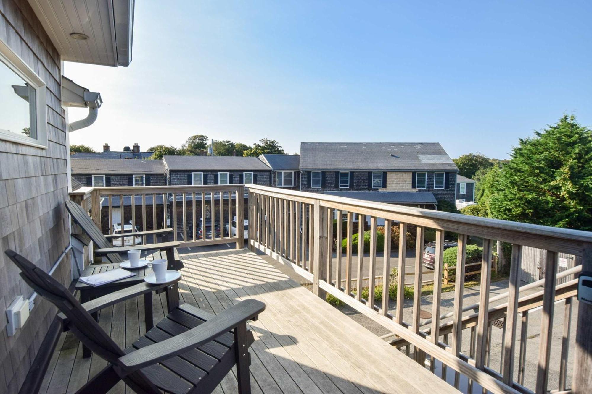 Full Renovation Amazing Spot With Views *