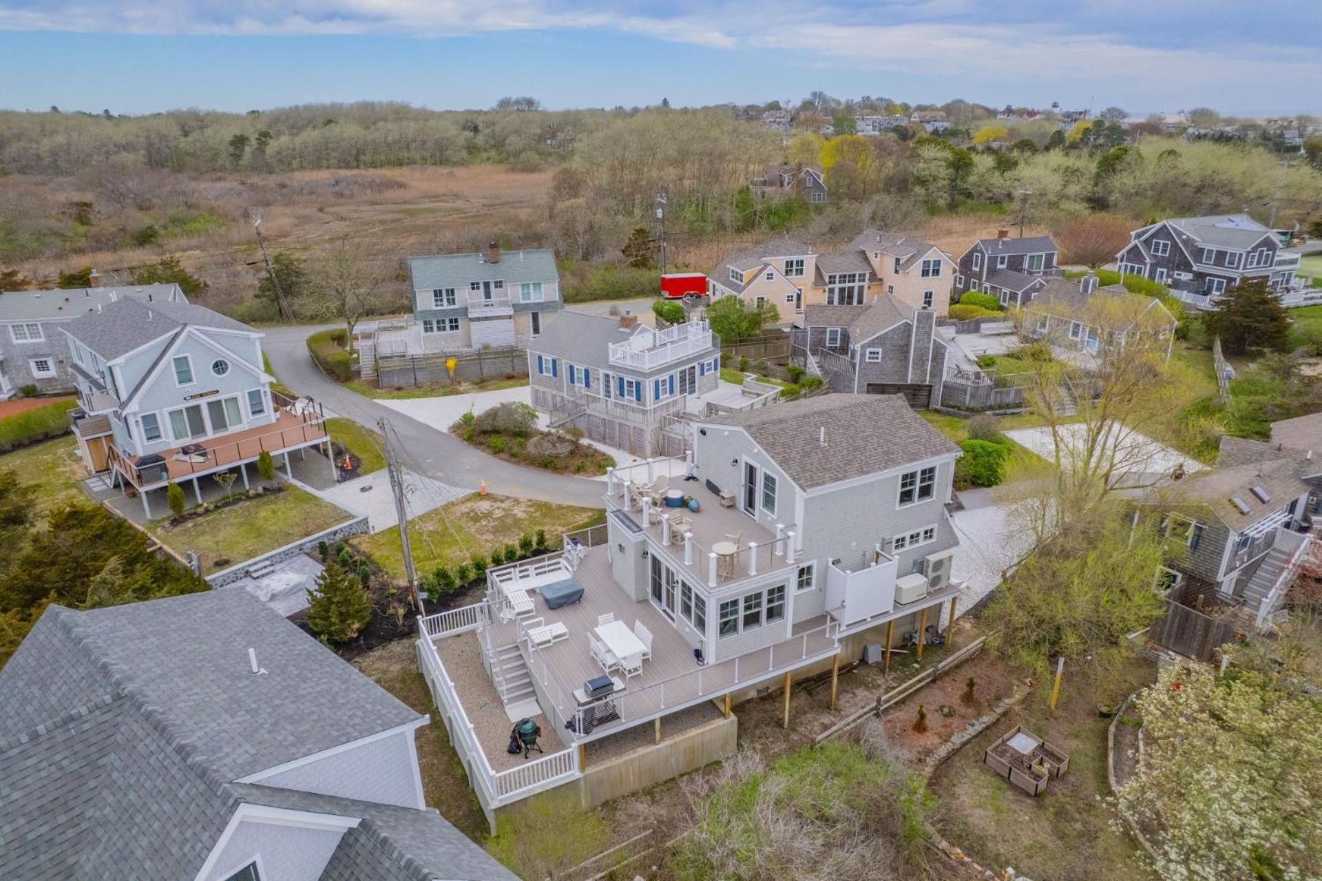 27 Clam Shell Drive - Need A Name
