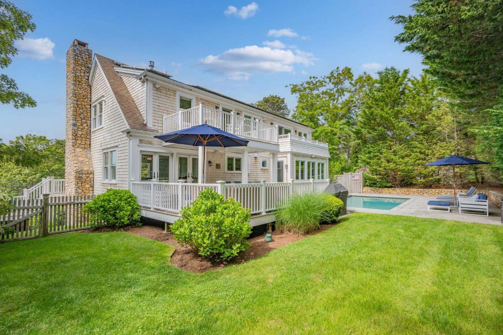 93 Bucks Creek Road Cape Cod - - Coastal Charm