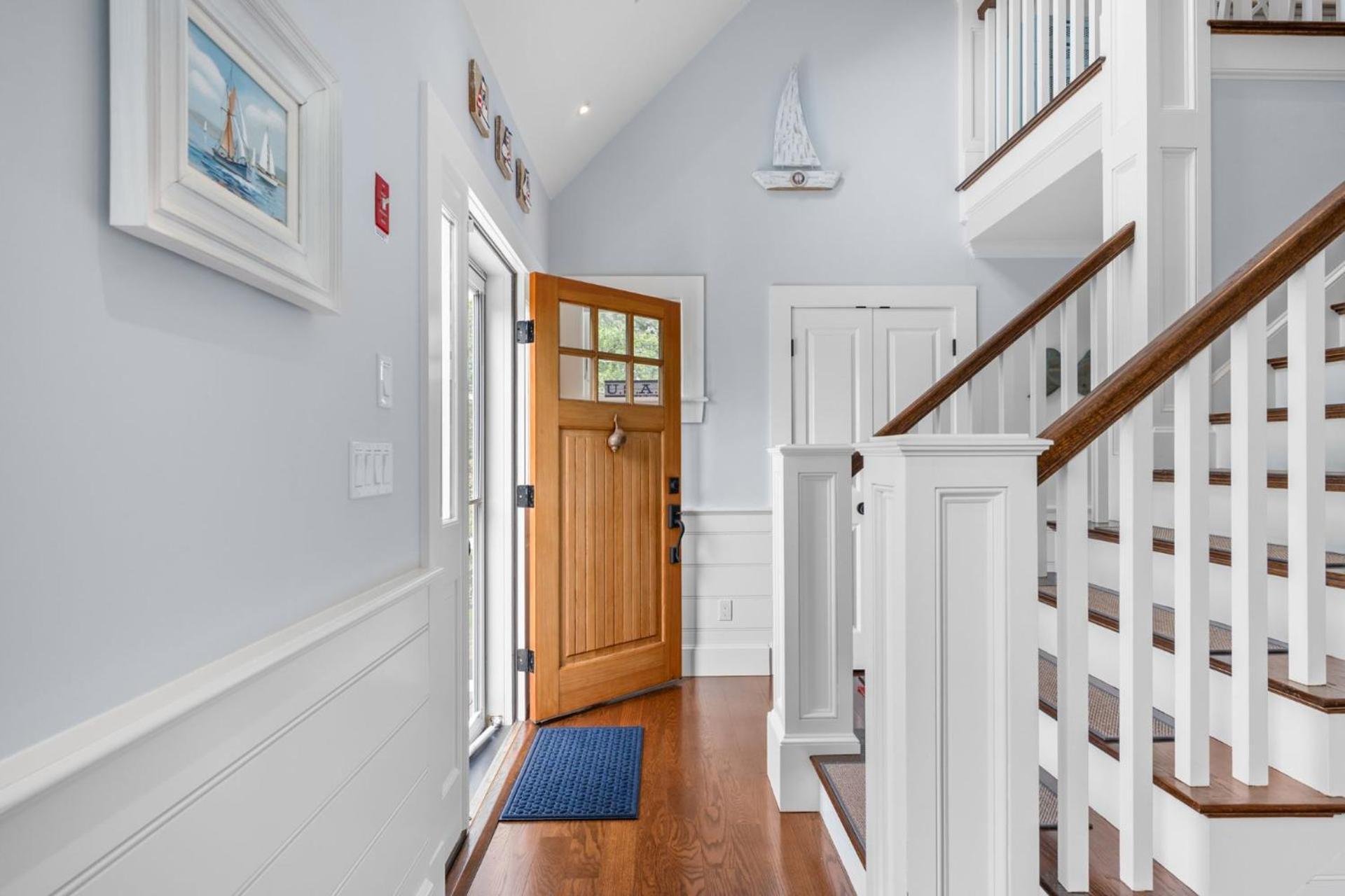 Holiday home 93 Bucks Creek Road Cape Cod - - Coastal Charm *