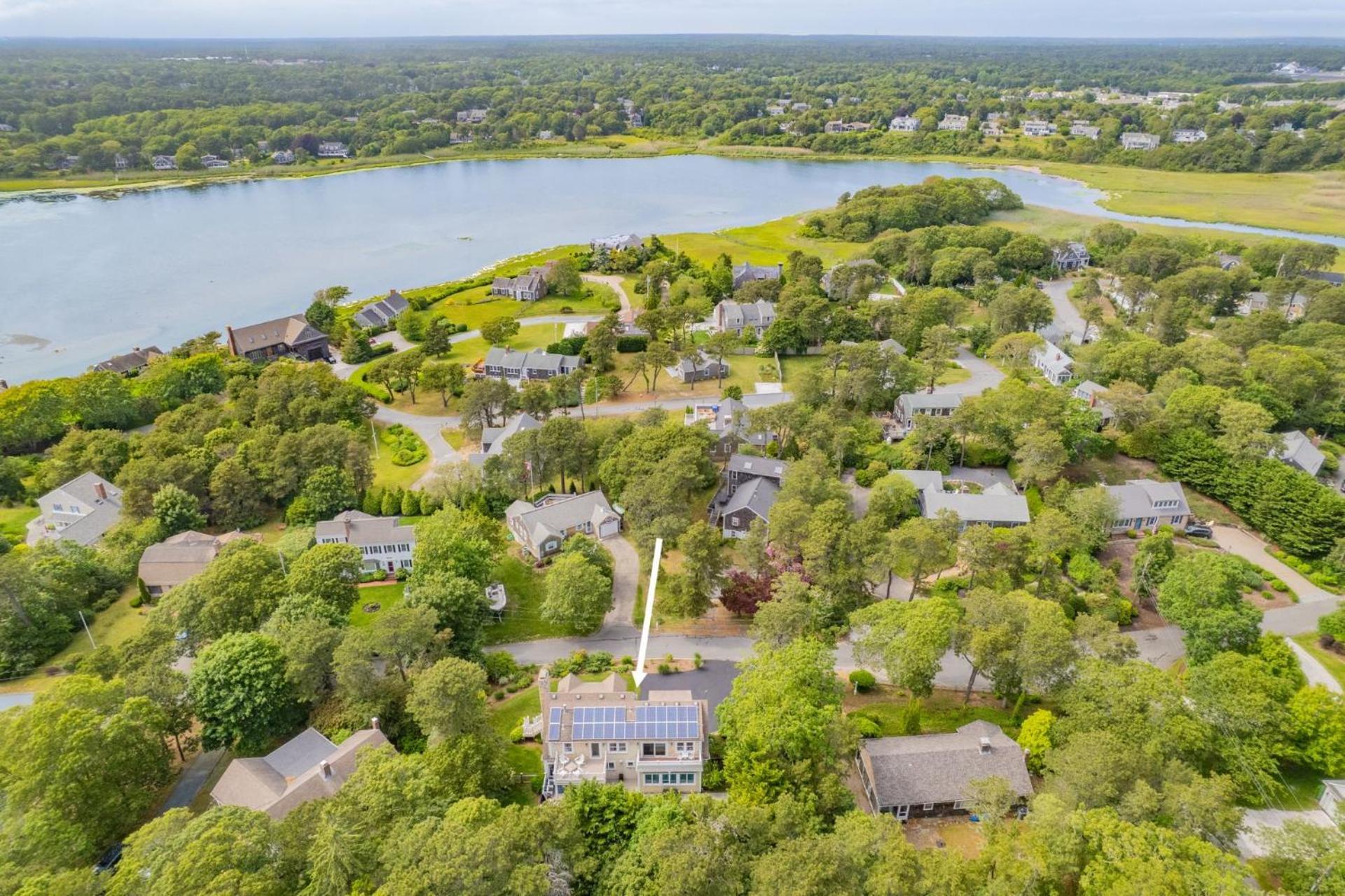93 Bucks Creek Road Cape Cod - - Coastal Charm *