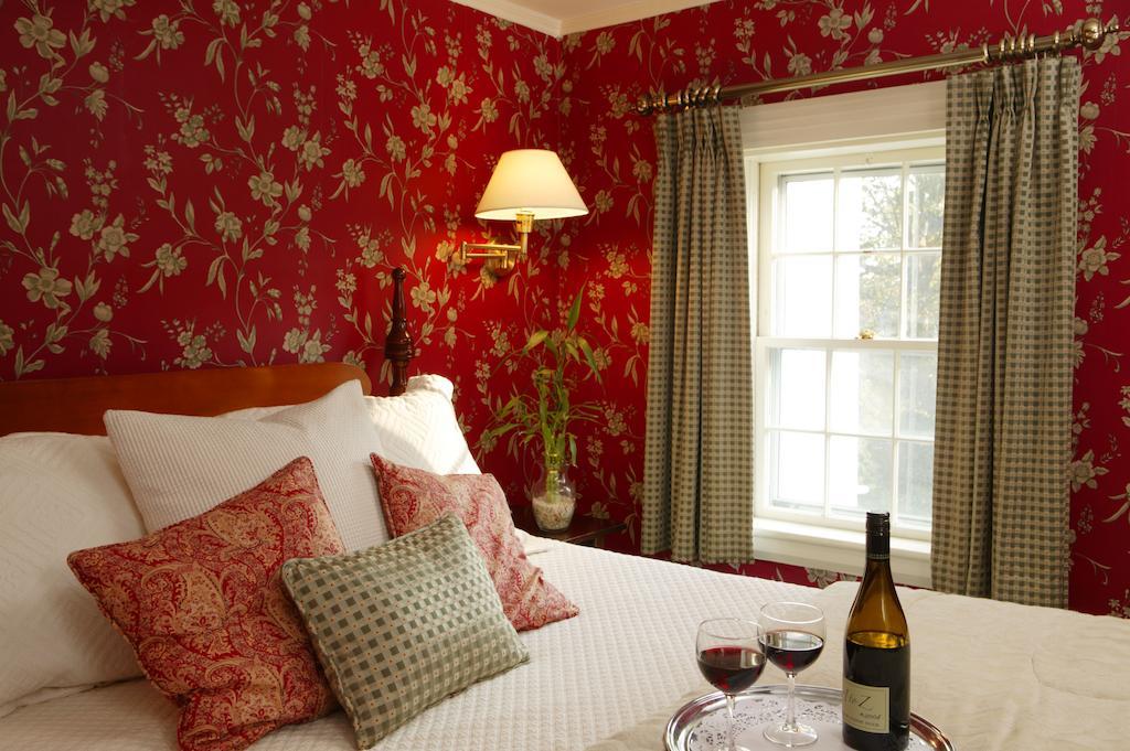 Inn Captain's House 4*