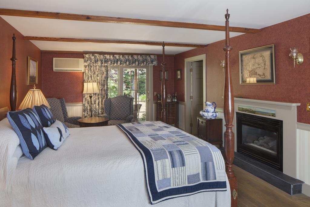 Captain's House 4*