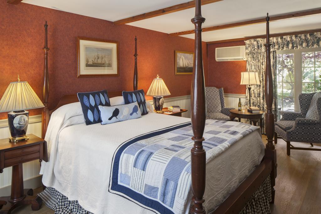 Captain's House 4*