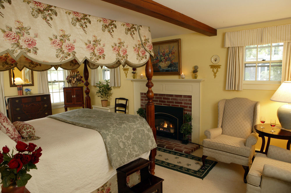 Captain's House Inn